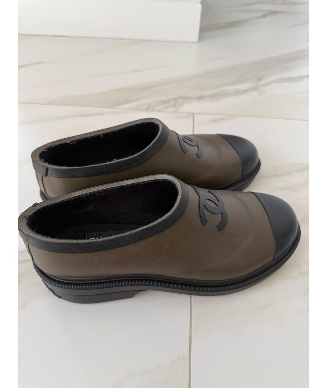 CHANEL Коричневые резиновые ботинки, фото 6