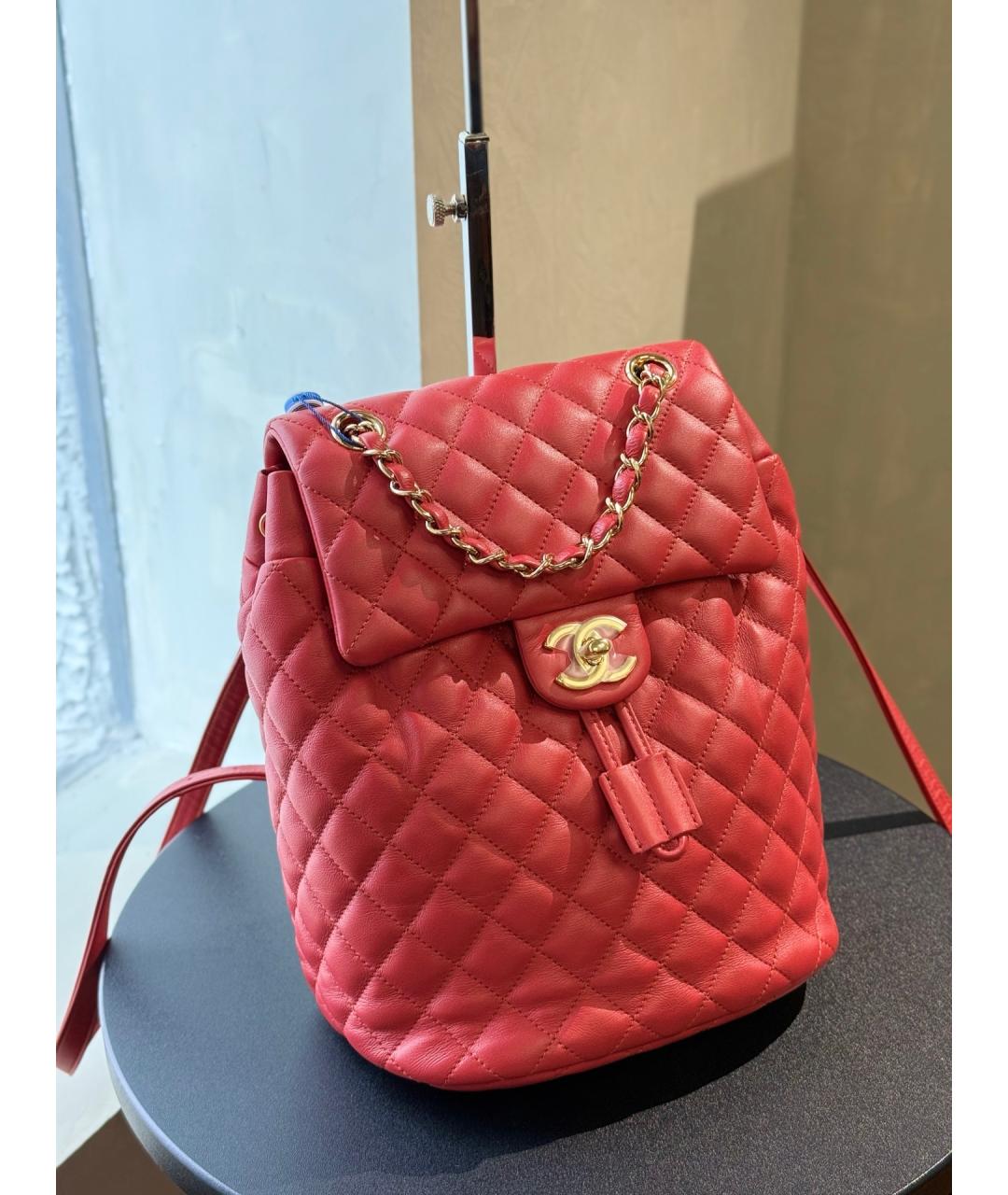 CHANEL Красный кожаный рюкзак, фото 3