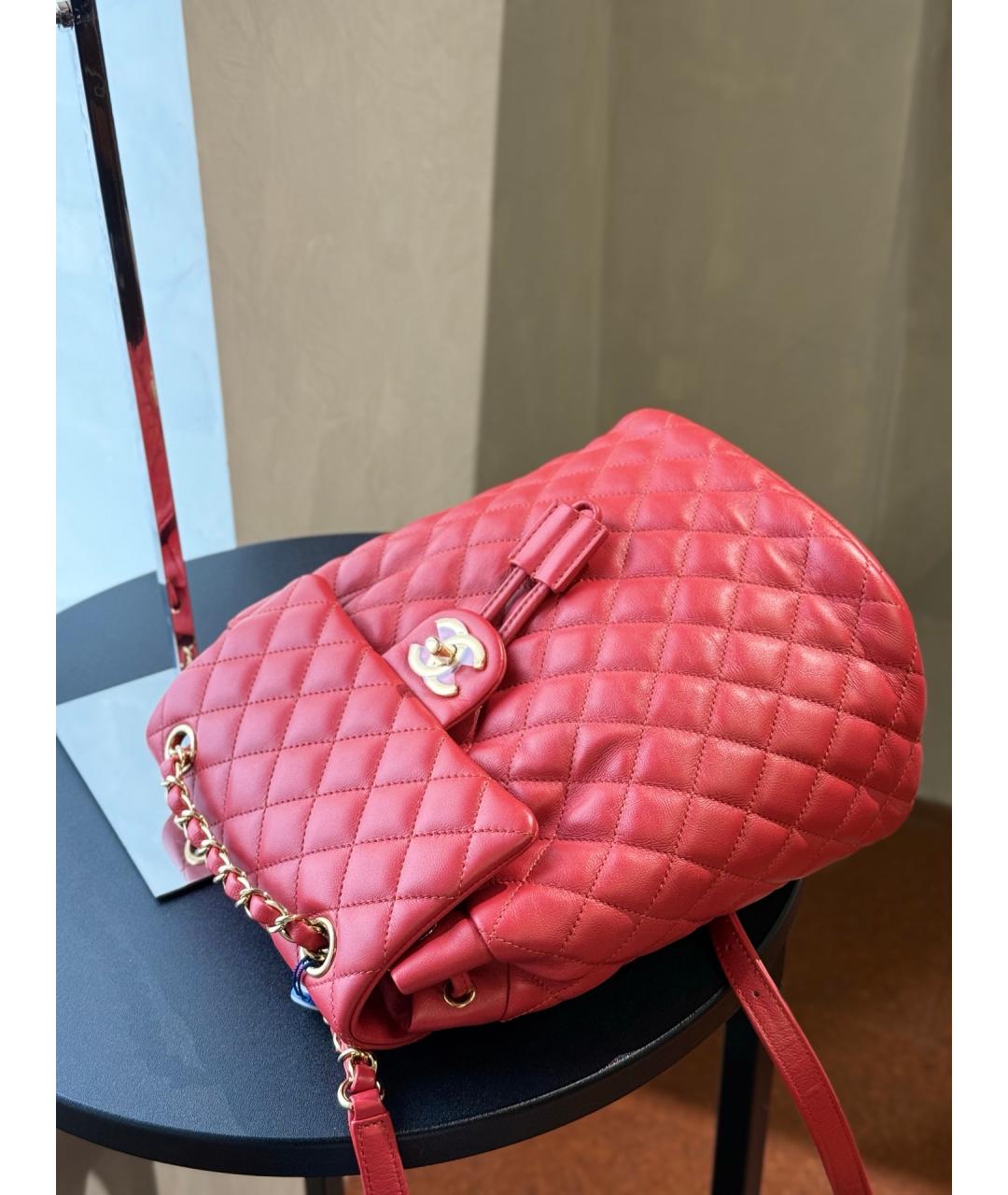 CHANEL Красный кожаный рюкзак, фото 4