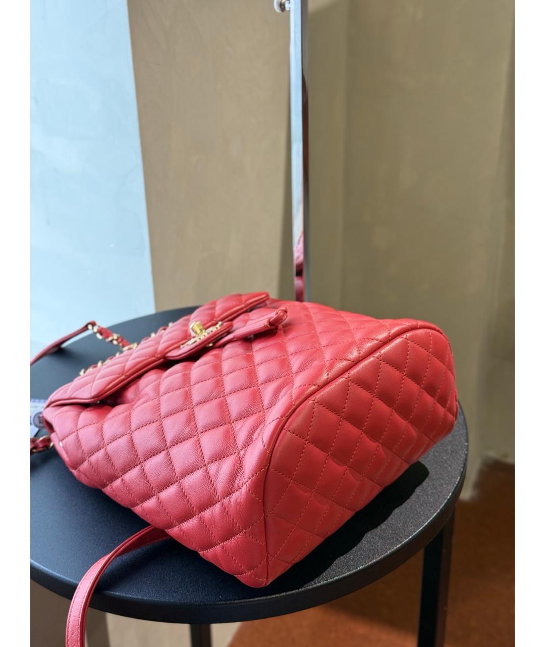 CHANEL Красный кожаный рюкзак, фото 6