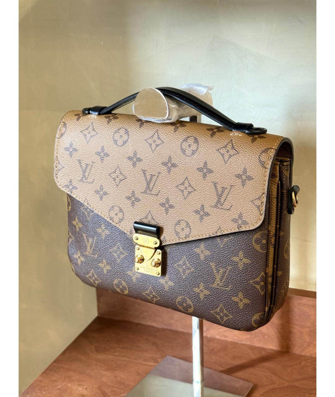 LOUIS VUITTON Коричневая сумка через плечо из искусственной кожи, фото 2