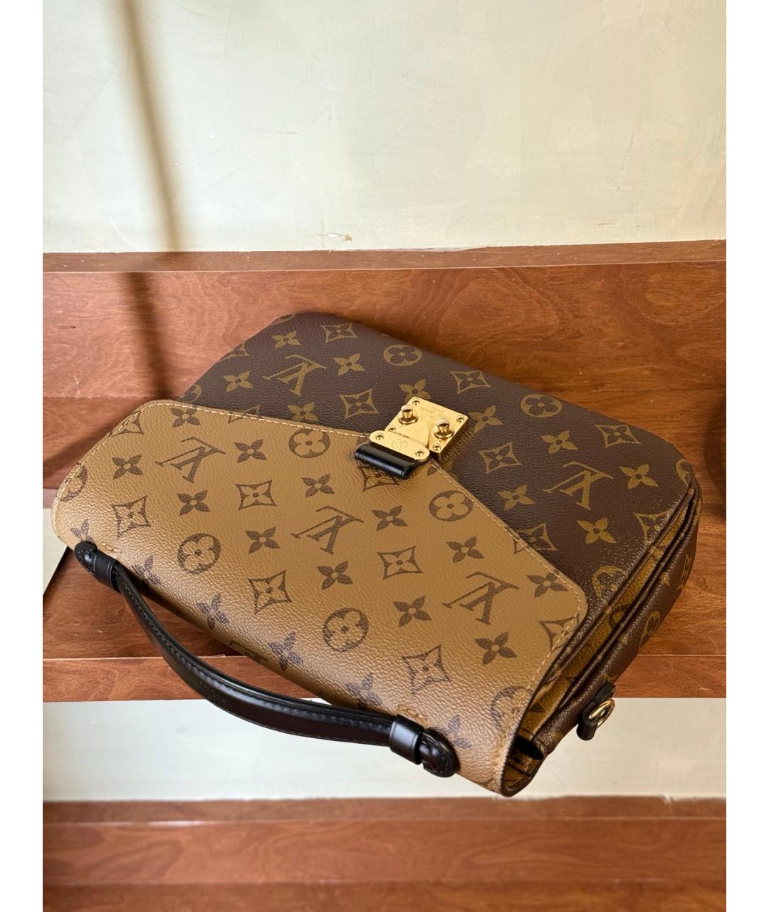 LOUIS VUITTON Коричневая сумка через плечо из искусственной кожи, фото 7