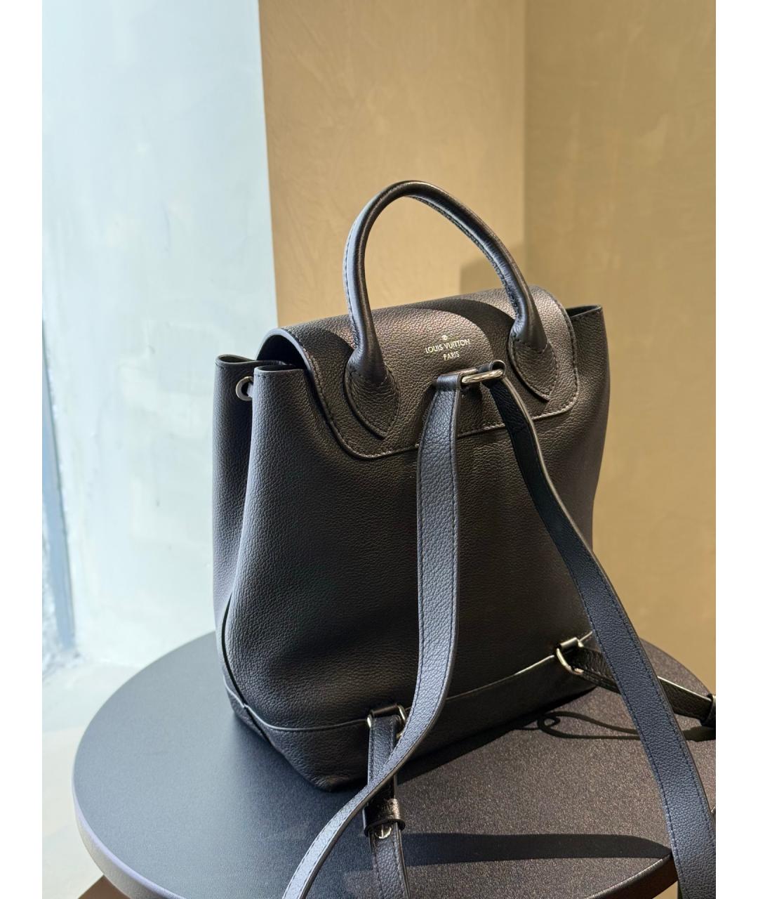 LOUIS VUITTON Черный кожаный рюкзак, фото 4
