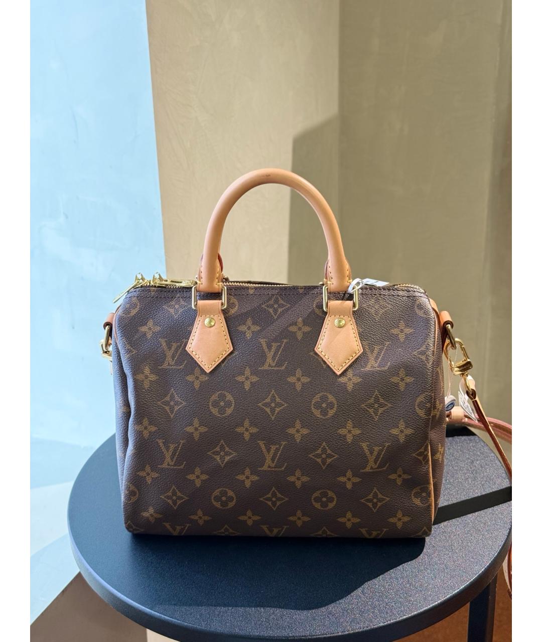 LOUIS VUITTON Коричневая сумка через плечо из искусственной кожи, фото 4