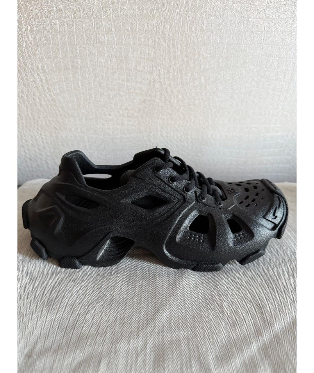 BALENCIAGA Черные резиновые низкие кроссовки / кеды, фото 6