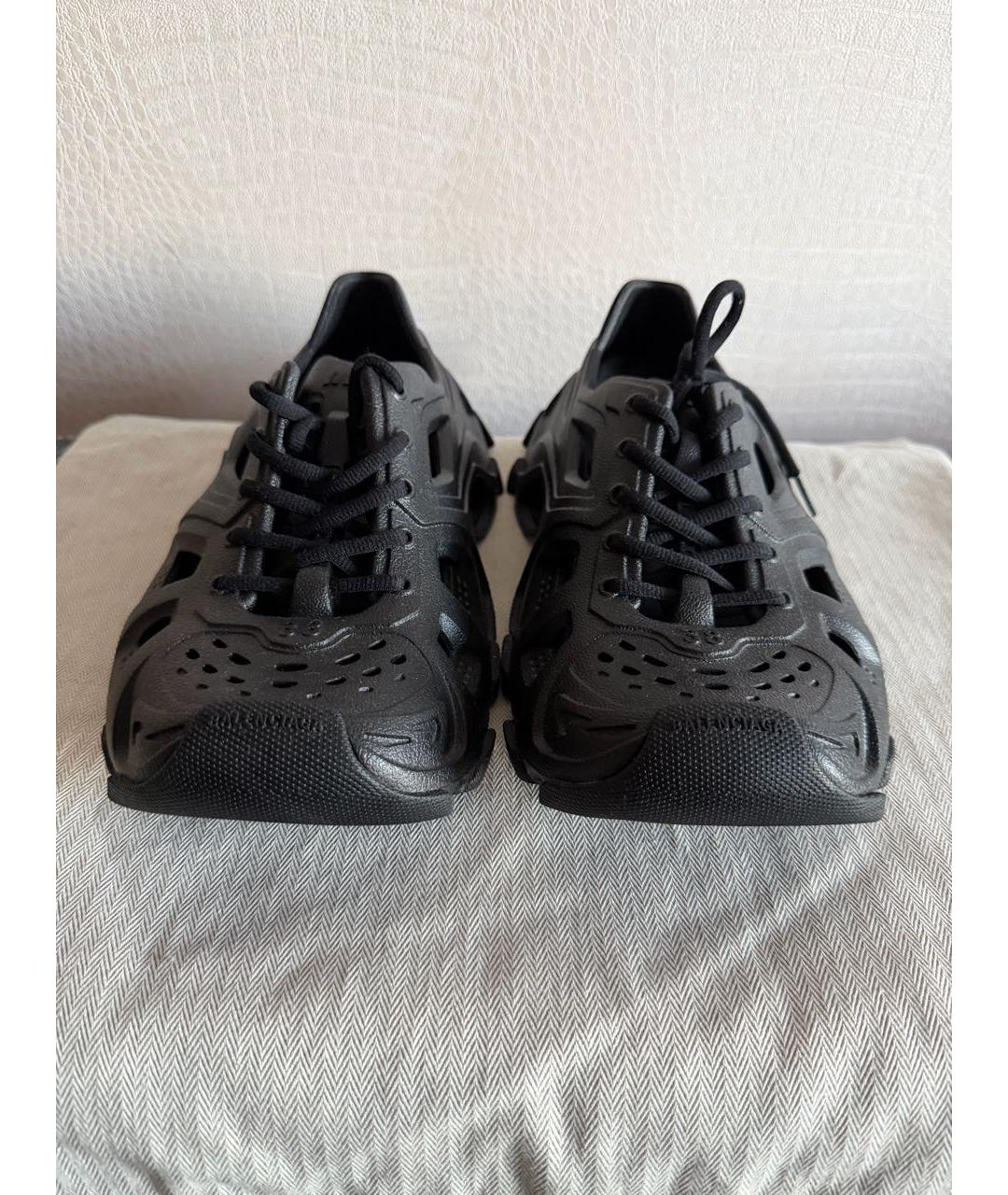 BALENCIAGA Черные резиновые низкие кроссовки / кеды, фото 2