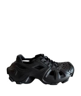 BALENCIAGA Низкие кроссовки / кеды