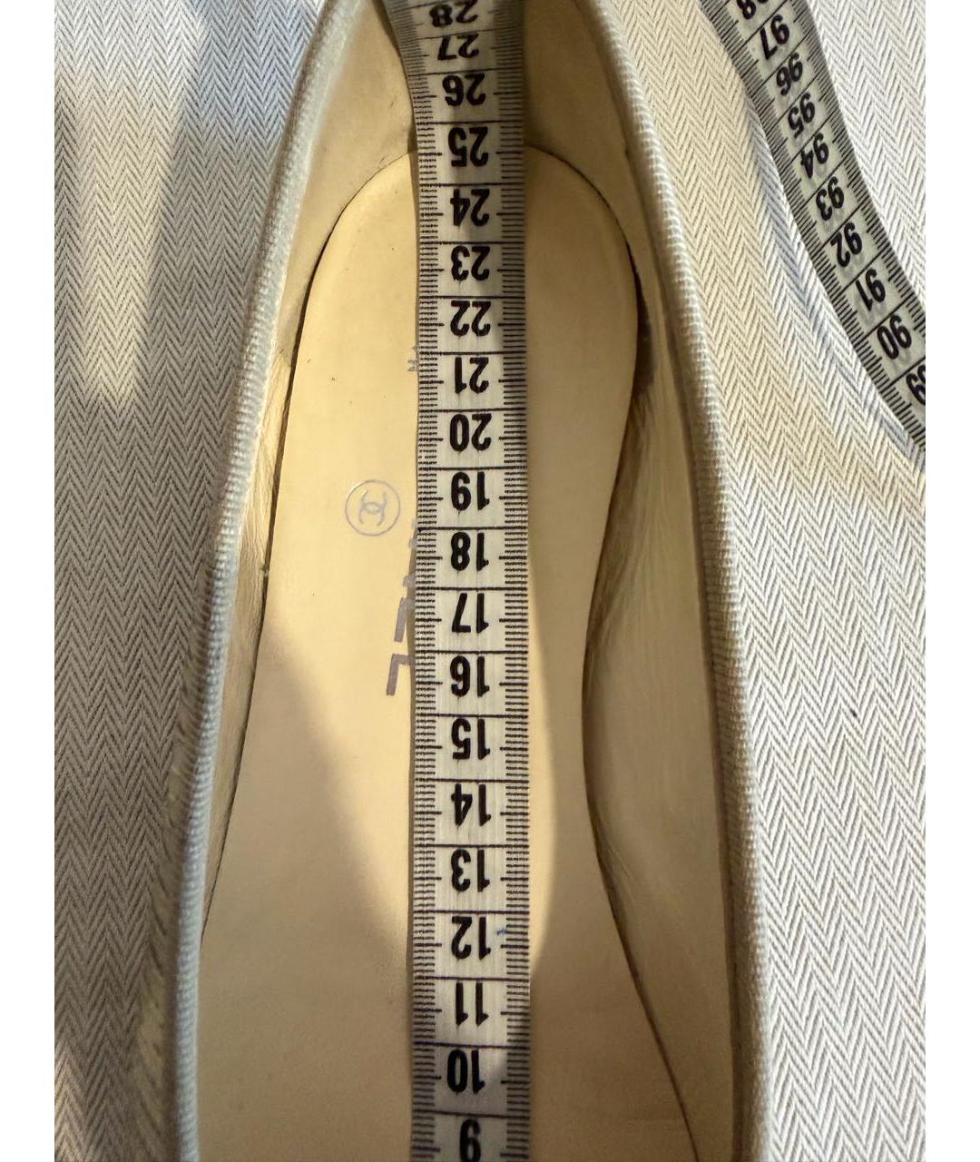 CHANEL Бежевые балетки из экзотической кожи, фото 8