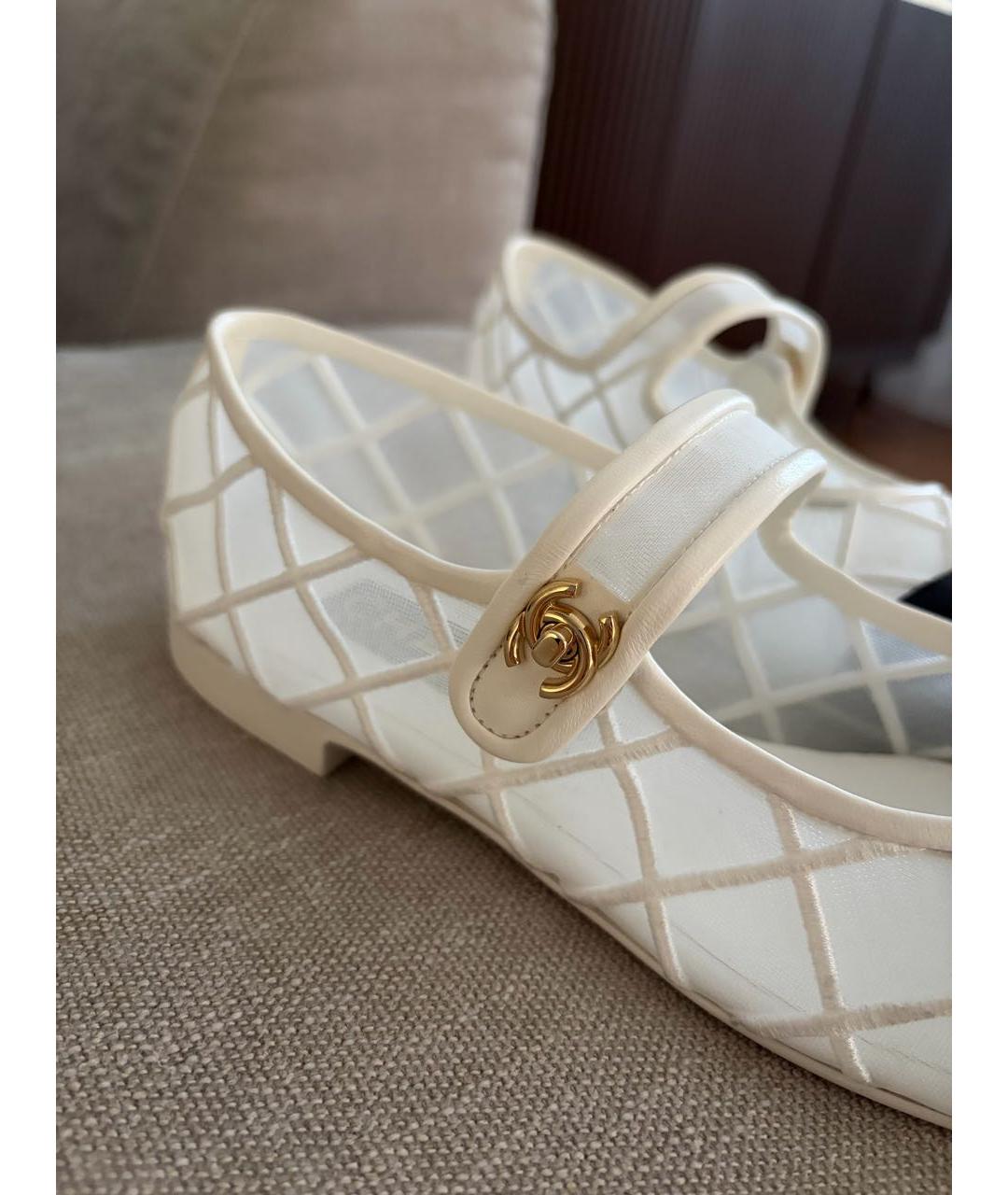CHANEL Белые балетки, фото 2