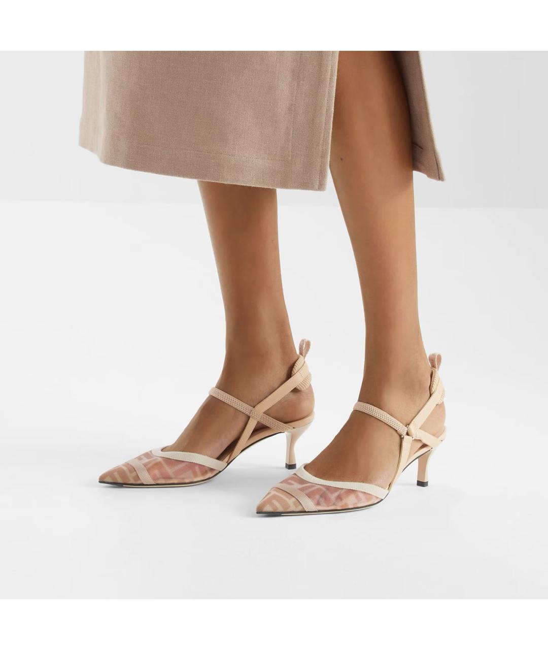 FENDI Бежевые туфли, фото 2