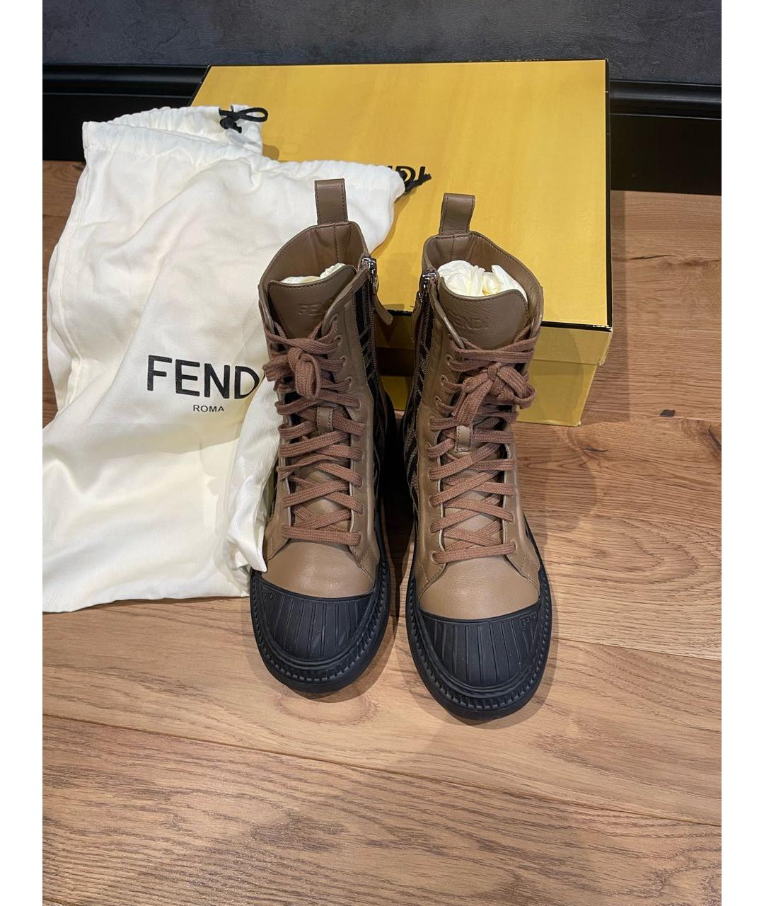 FENDI Коричневые текстильные ботинки, фото 3