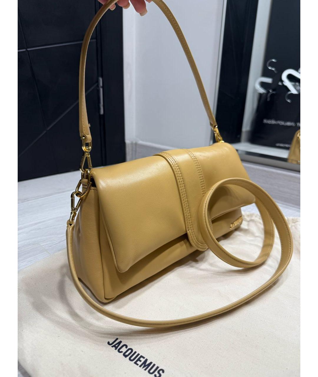 JACQUEMUS Горчичная кожаная сумка с короткими ручками, фото 2