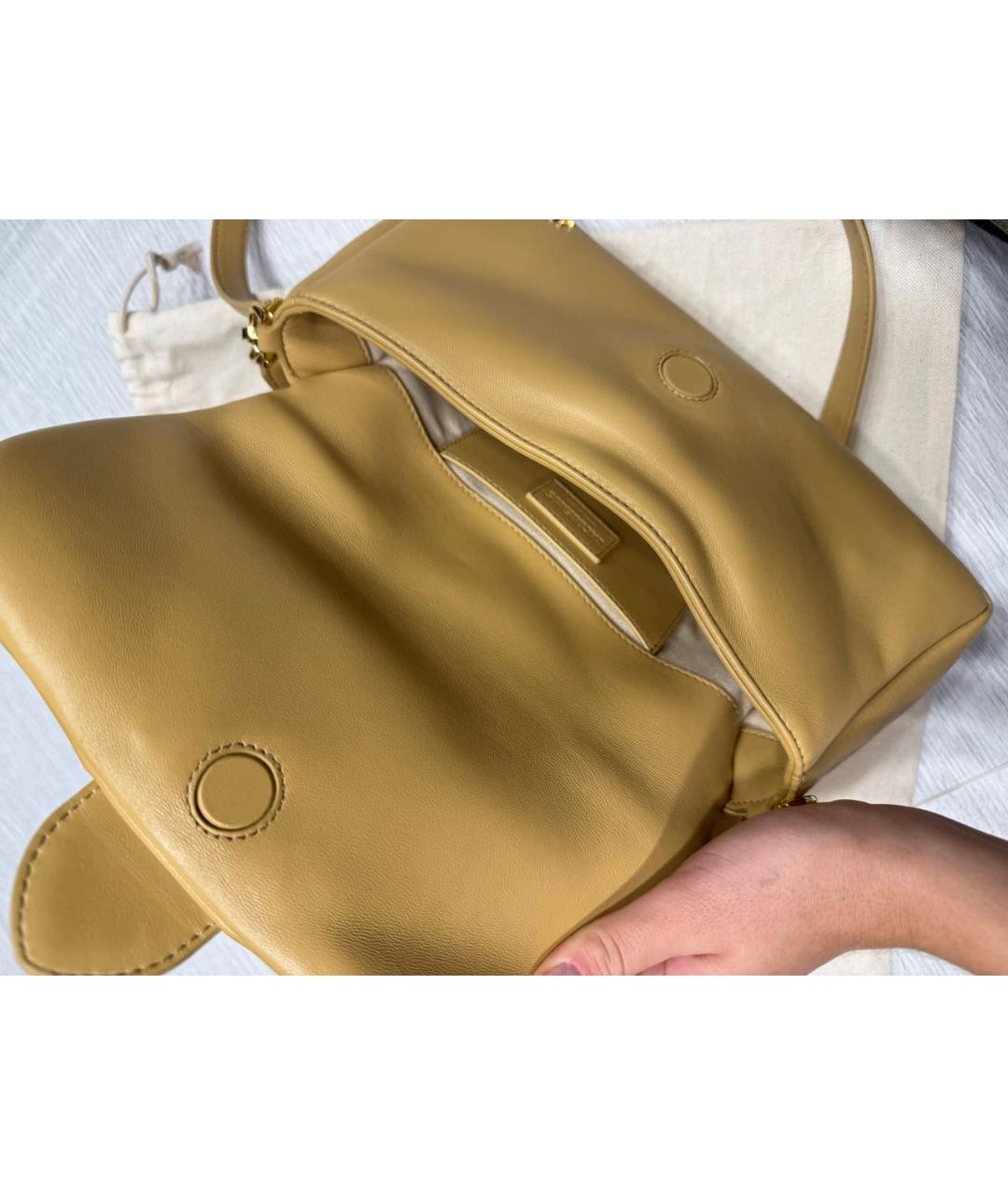 JACQUEMUS Горчичная кожаная сумка с короткими ручками, фото 4