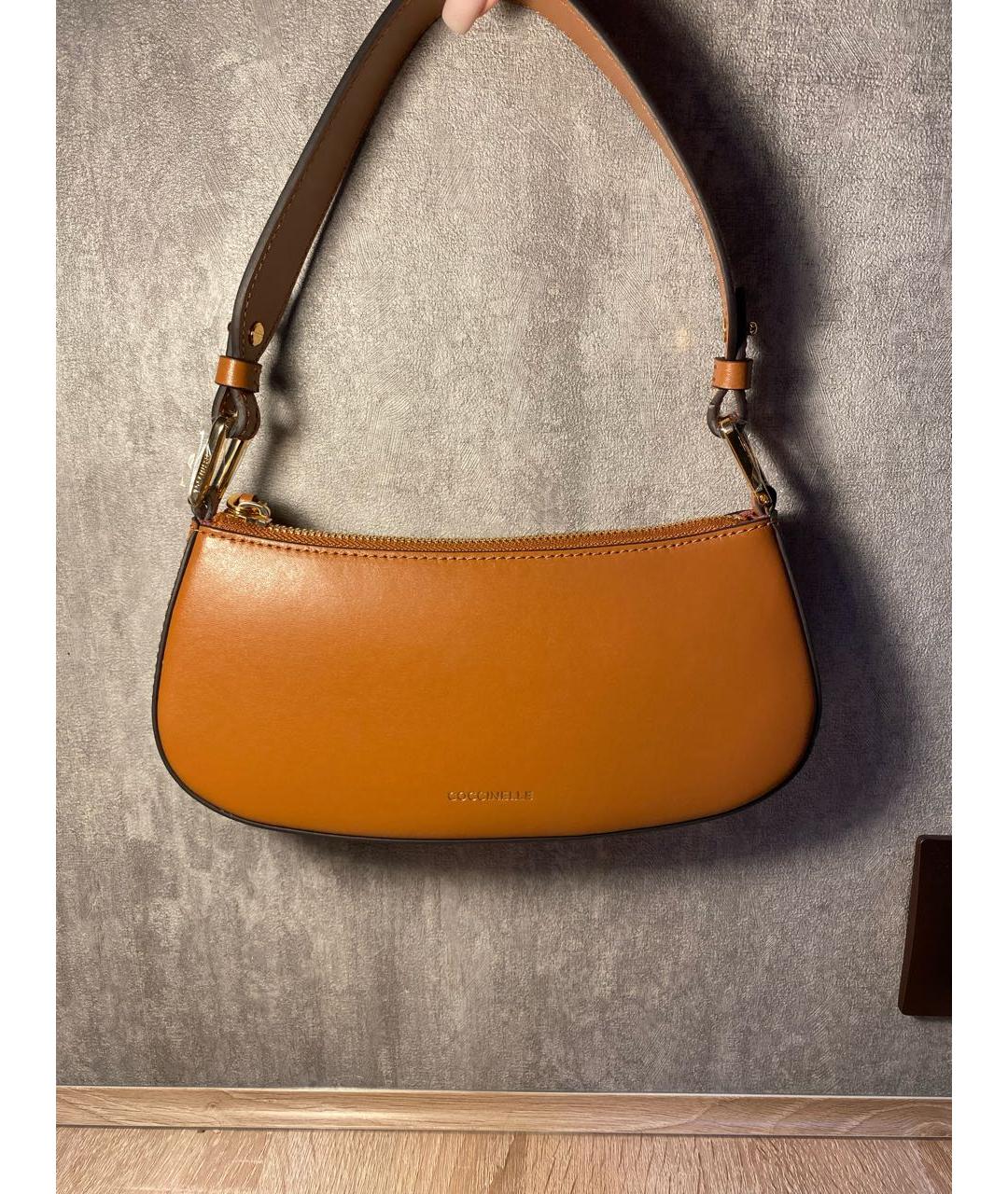 COCCINELLE Коричневая кожаная сумка через плечо, фото 8