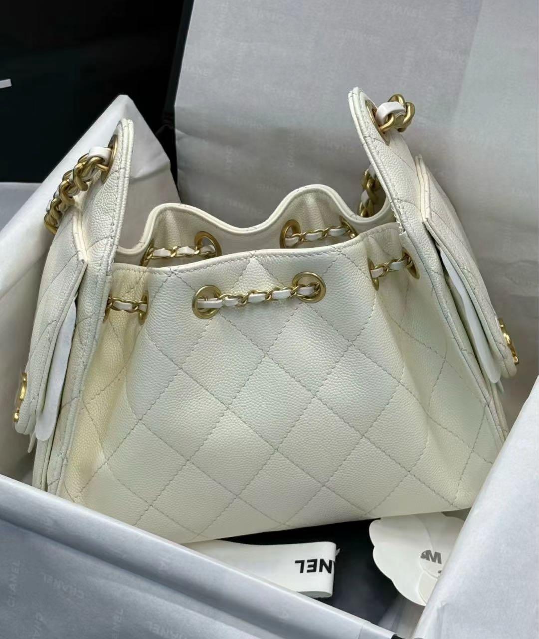 CHANEL Белая кожаная сумка тоут, фото 4