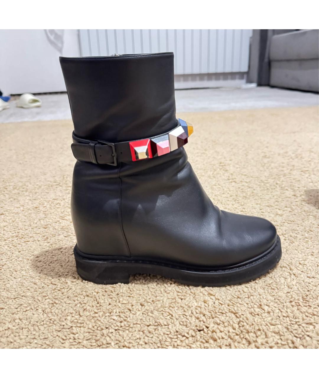 FENDI Черные кожаные полусапоги, фото 9
