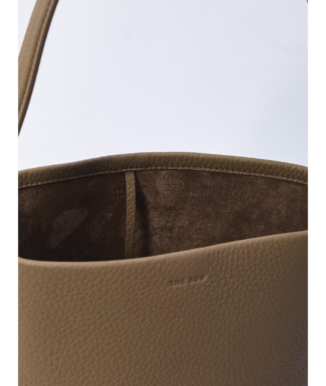 THE ROW Бежевая кожаная сумка тоут, фото 4