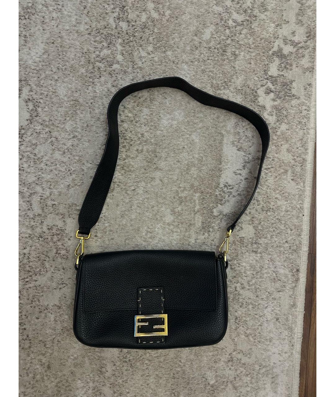 FENDI Черная кожаная сумка через плечо, фото 3