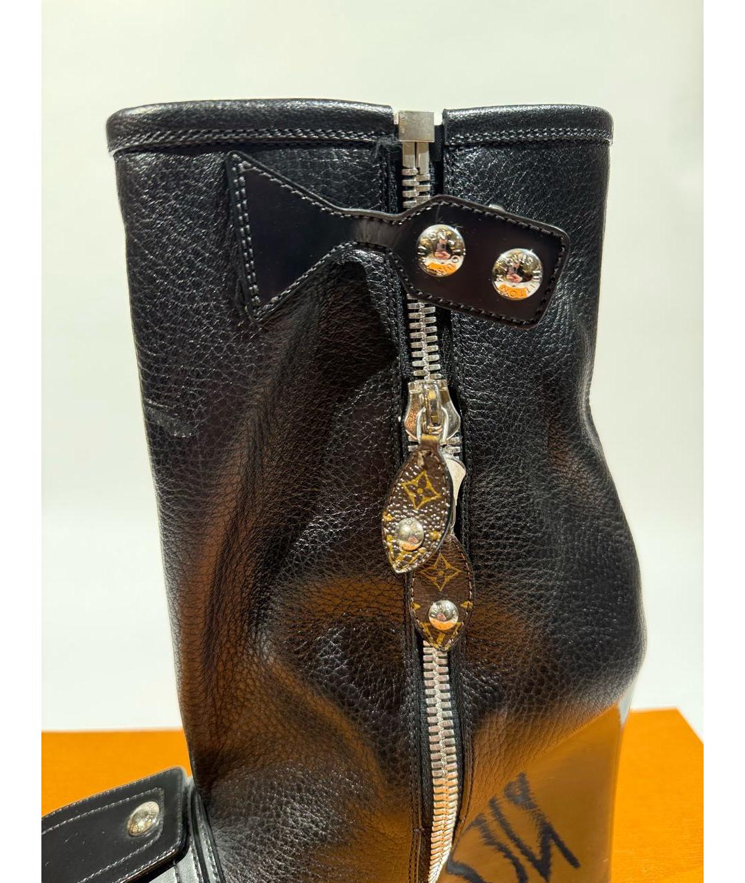 LOUIS VUITTON Черные кожаные полусапоги, фото 6