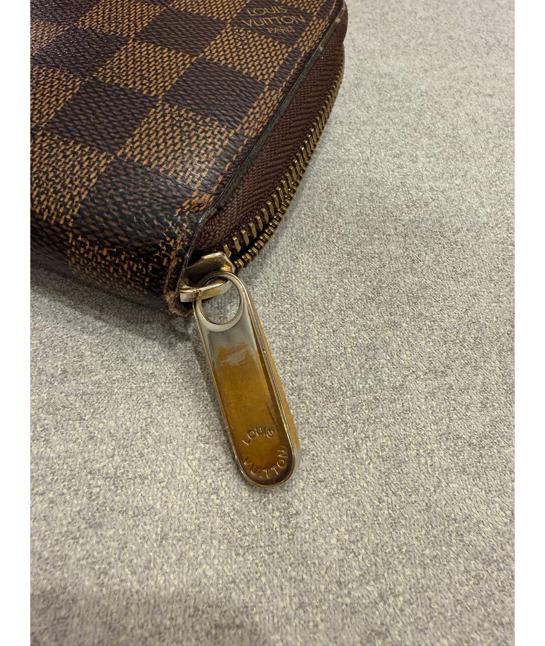 LOUIS VUITTON Коричневый кожаный кошелек, фото 6