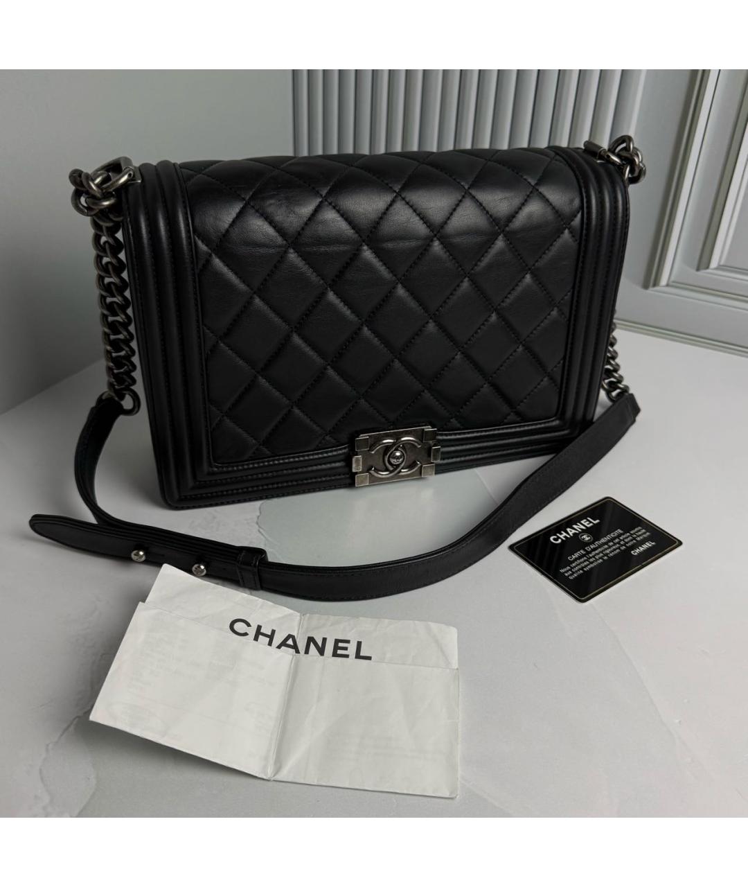 CHANEL Черная кожаная сумка через плечо, фото 2