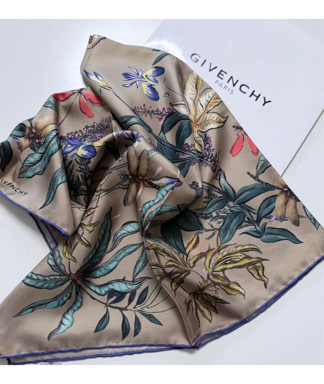 GIVENCHY Бежевый шелковый платок, фото 4