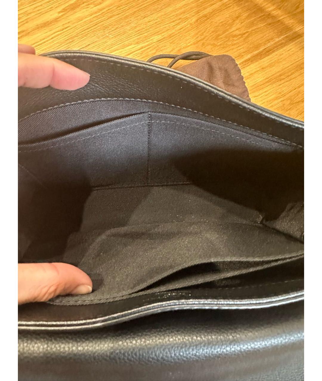 LOUIS VUITTON Черная кожаная сумка через плечо, фото 4