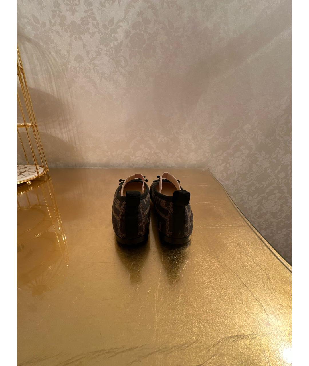 FENDI Коричневые текстильные балетки и туфли, фото 3