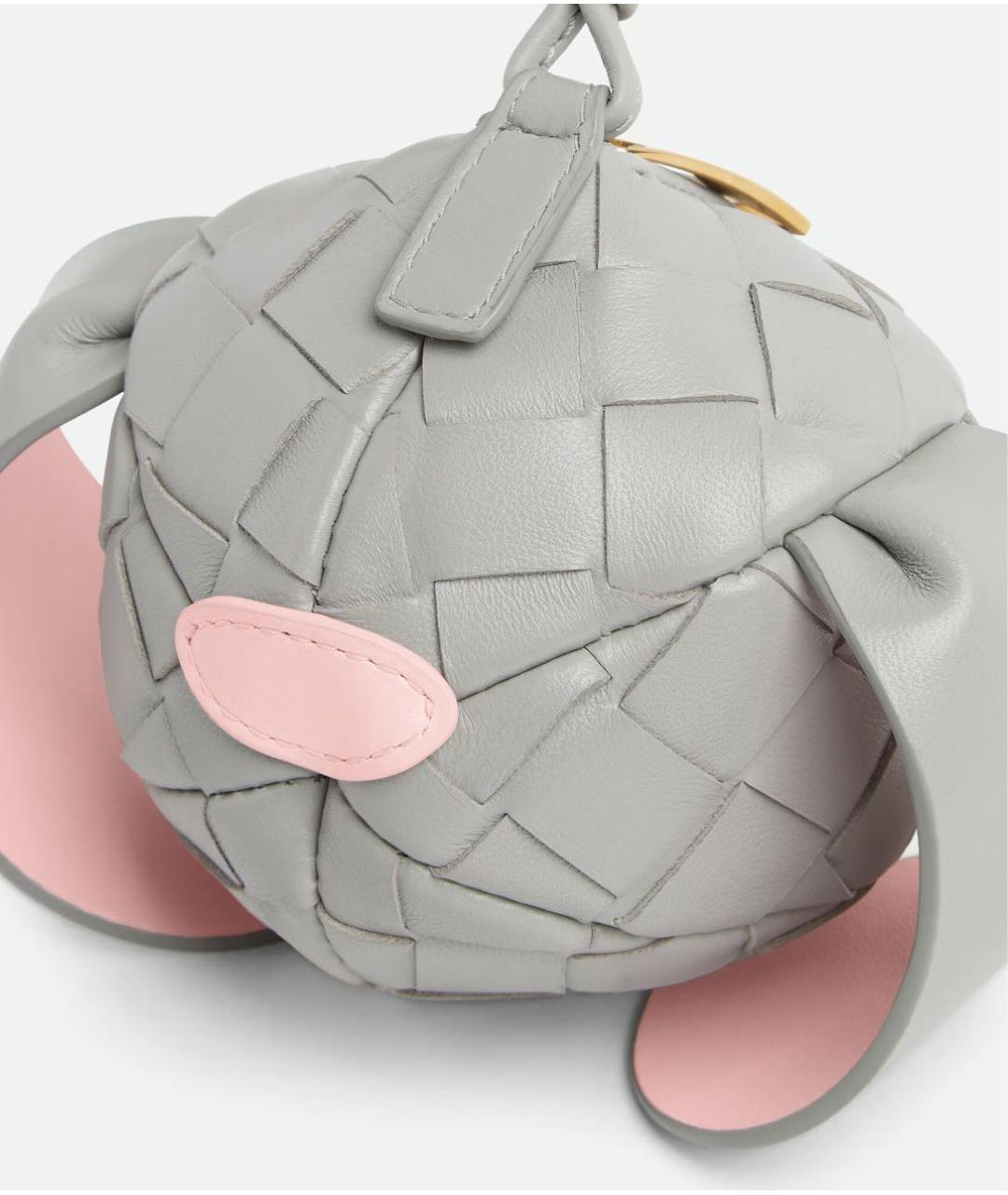BOTTEGA VENETA Серый брелок, фото 4