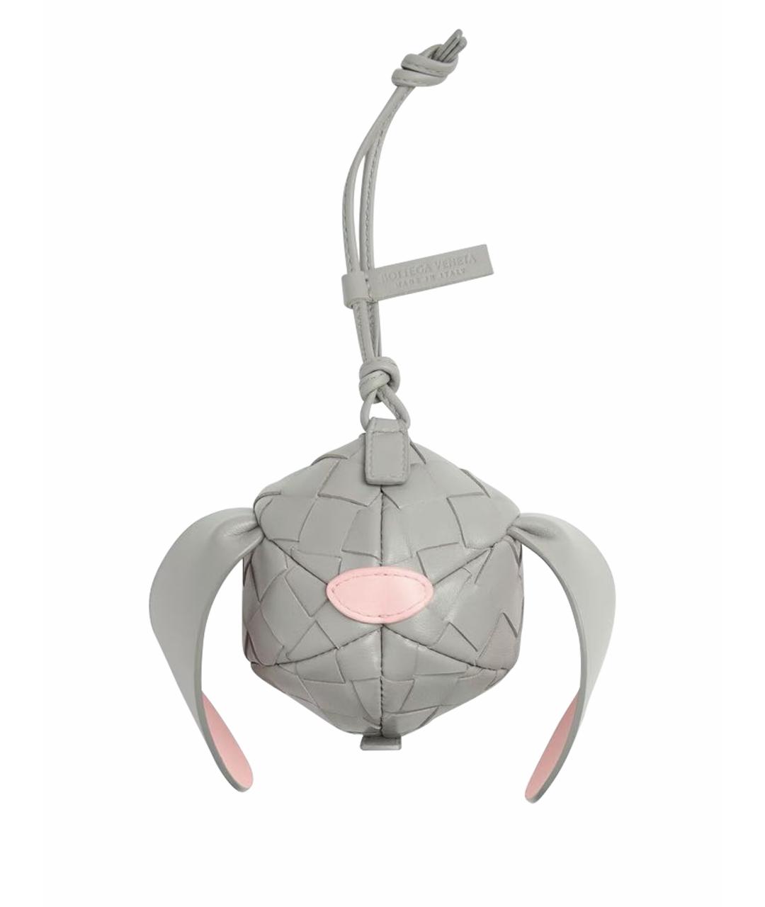 BOTTEGA VENETA Серый брелок, фото 1