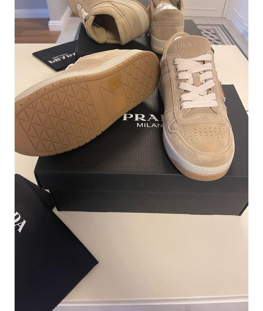 PRADA Бежевые замшевые кеды, фото 6