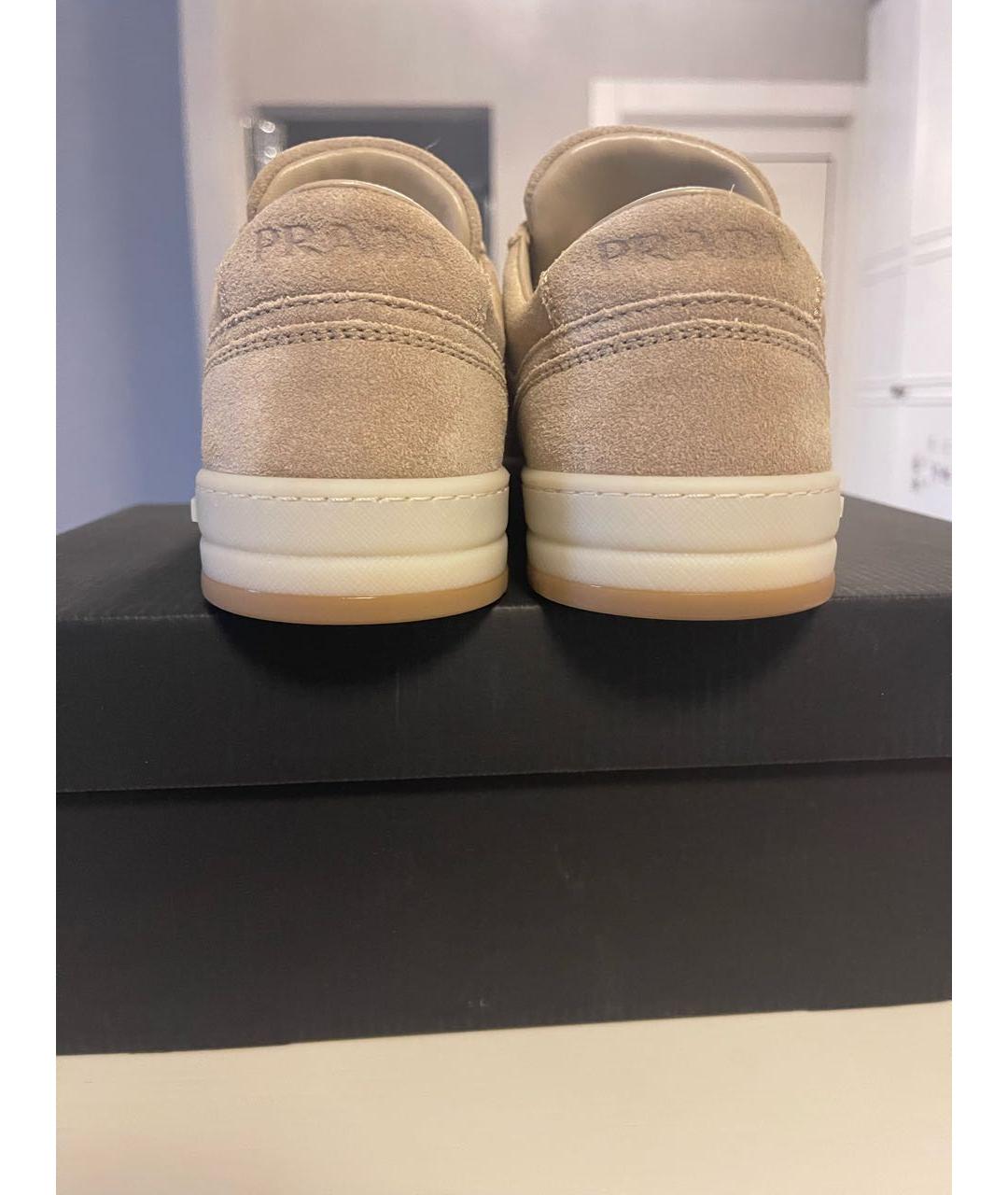 PRADA Бежевые замшевые кеды, фото 4