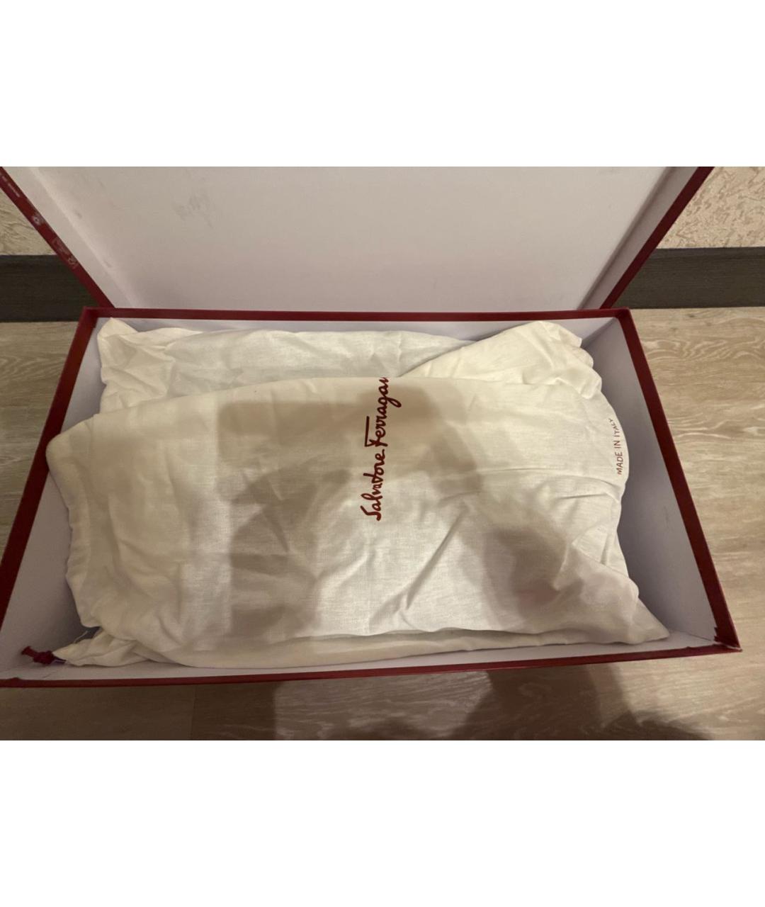 FERRAGAMO Коричневые замшевые сапоги, фото 7