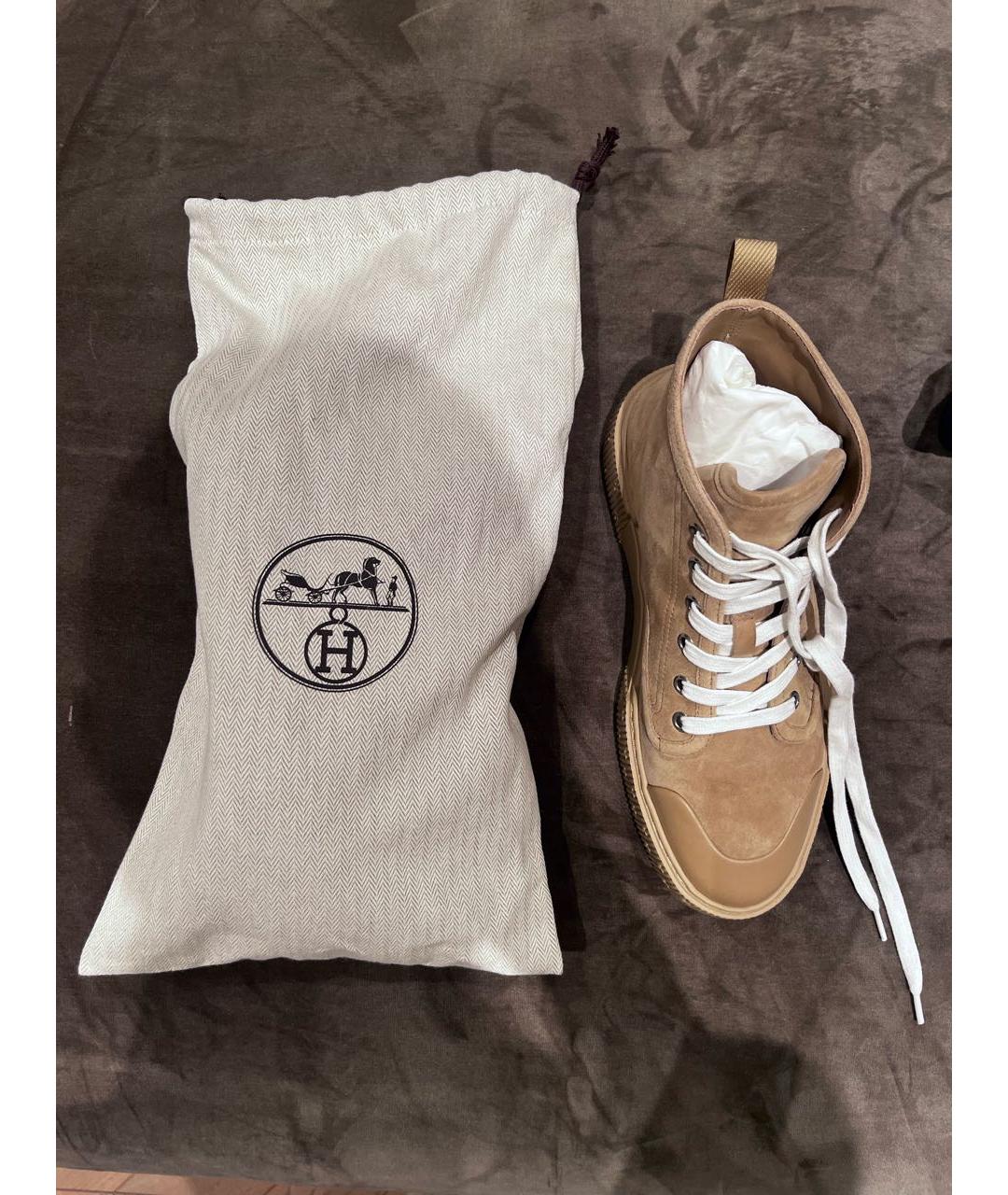 HERMES Бежевые замшевые ботинки, фото 3