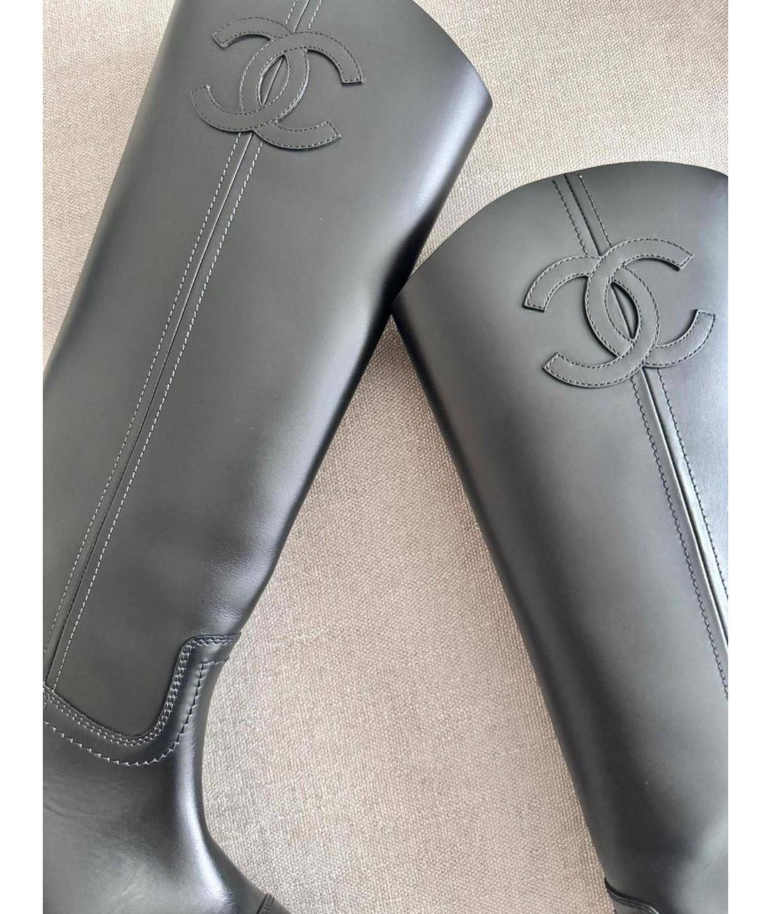 CHANEL Черные кожаные сапоги, фото 3