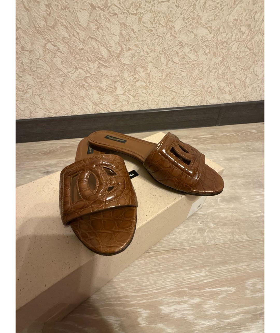 DOLCE&GABBANA Коричневые шлепанцы из экзотической кожи, фото 5