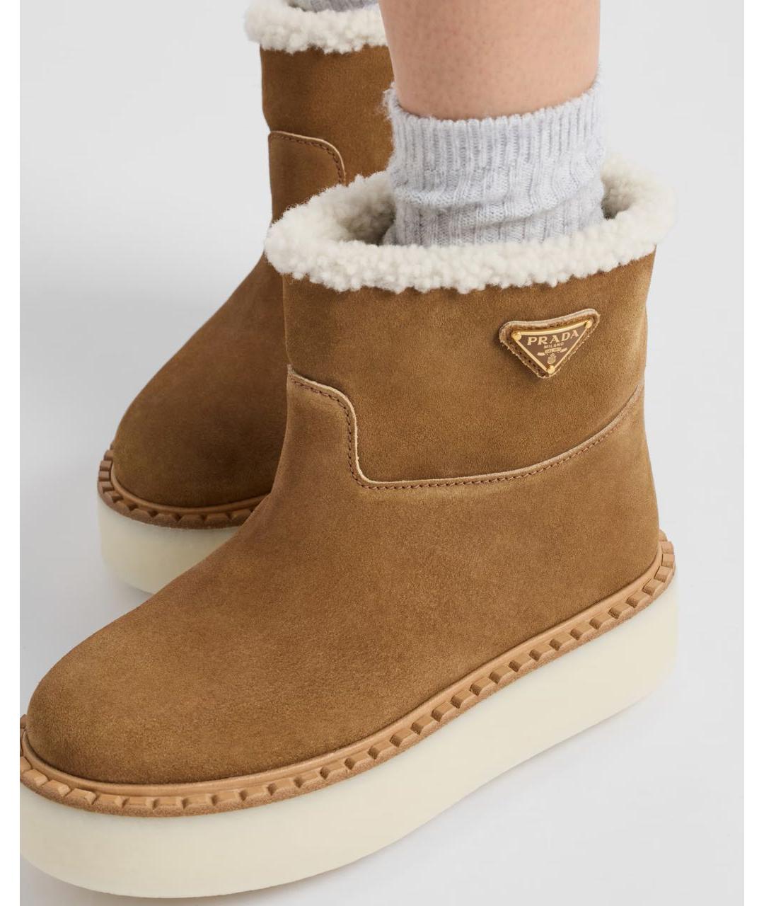 PRADA Коричневые замшевые ботинки, фото 2