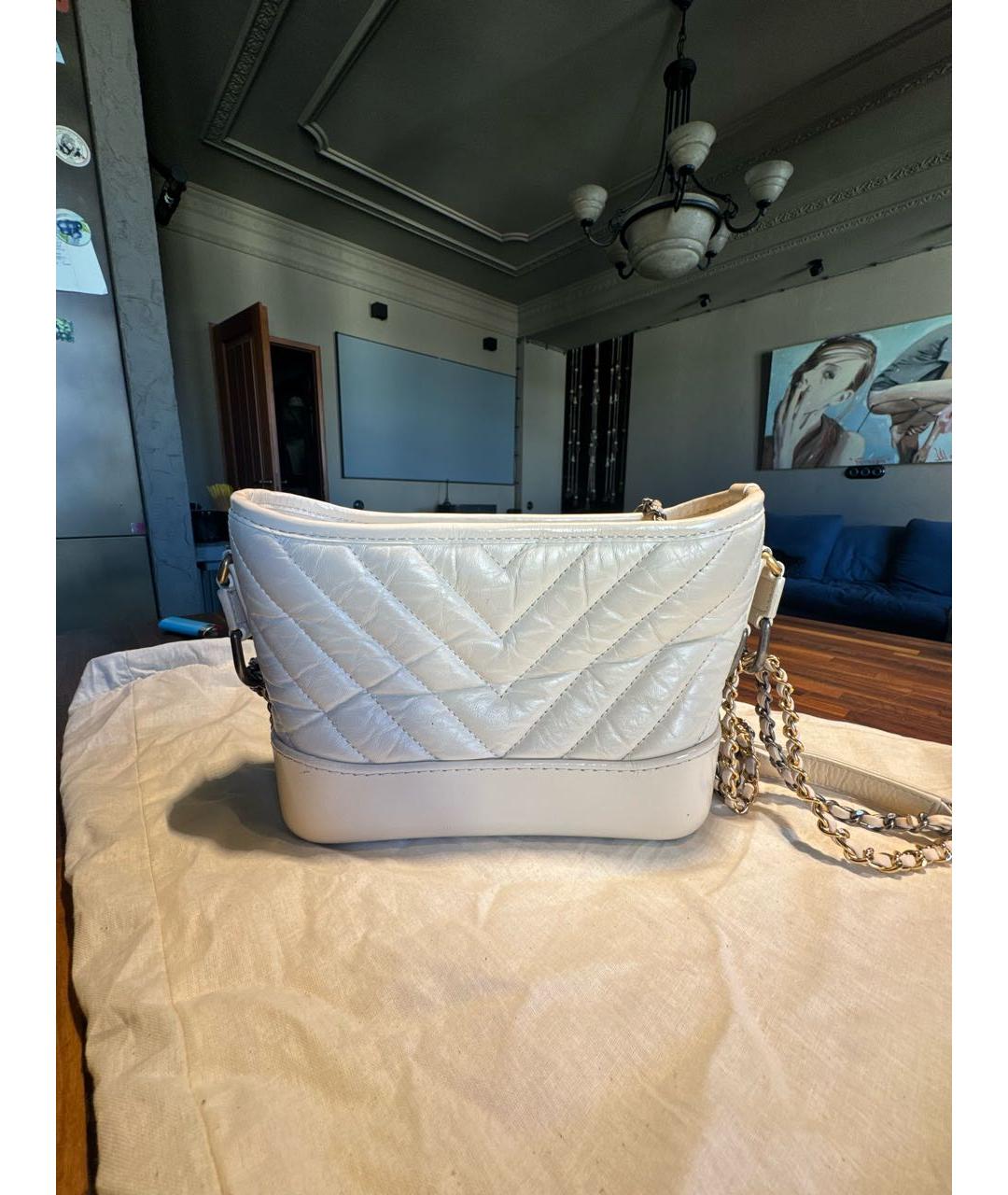 CHANEL Бежевая кожаная сумка через плечо, фото 3