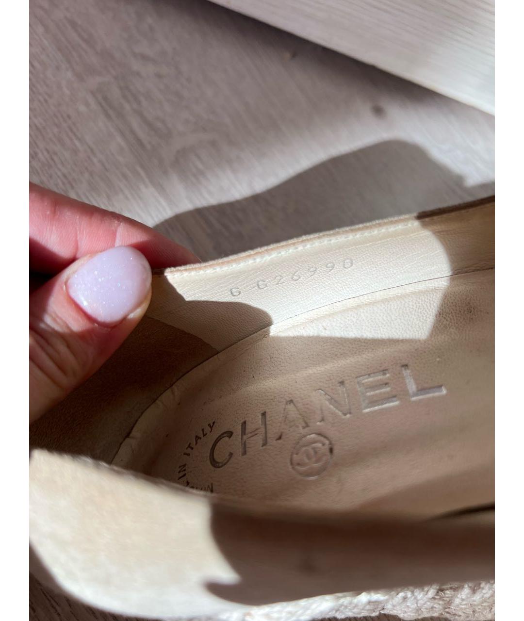 CHANEL Бежевые замшевые туфли, фото 5