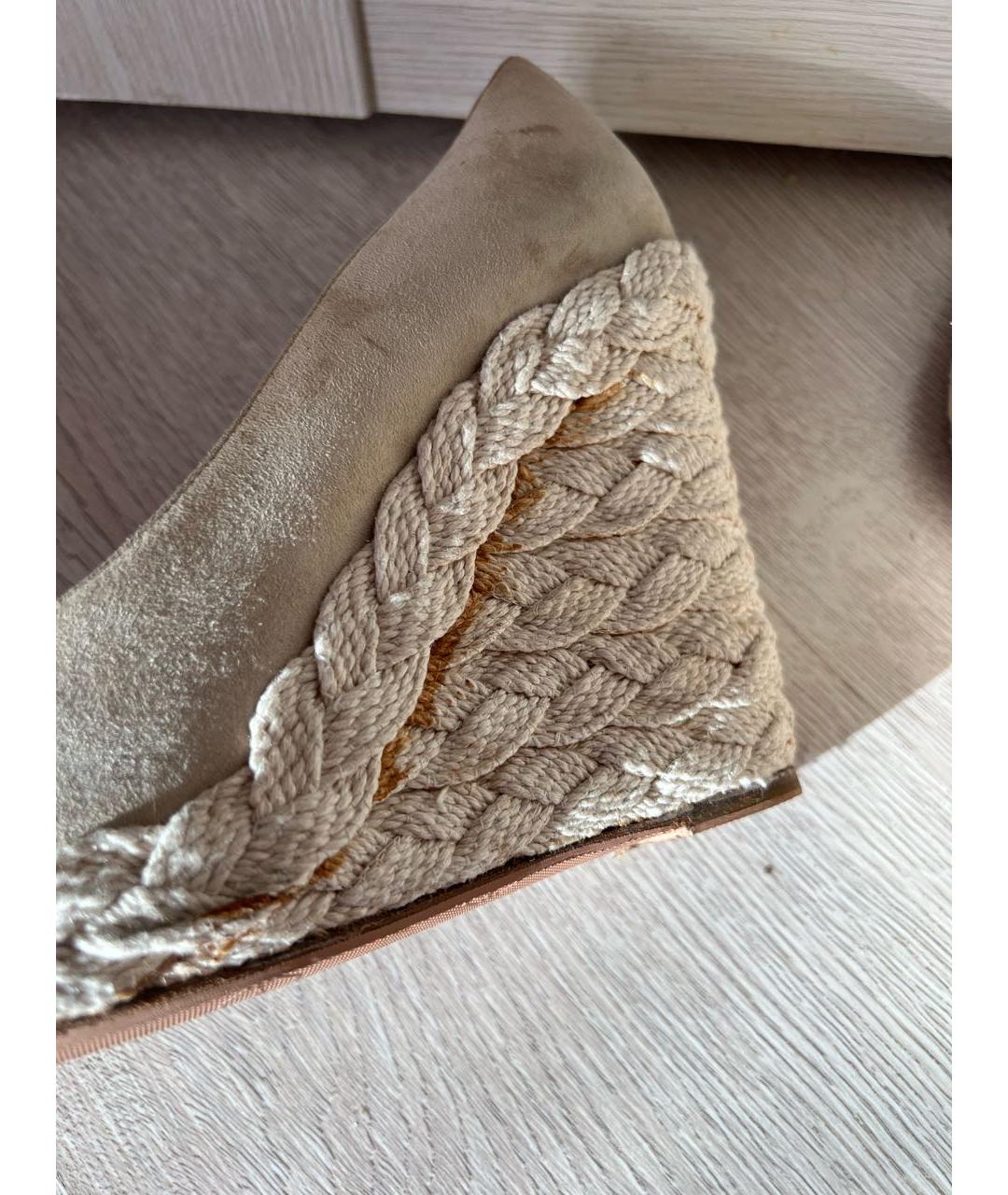 CHANEL Бежевые замшевые туфли, фото 7