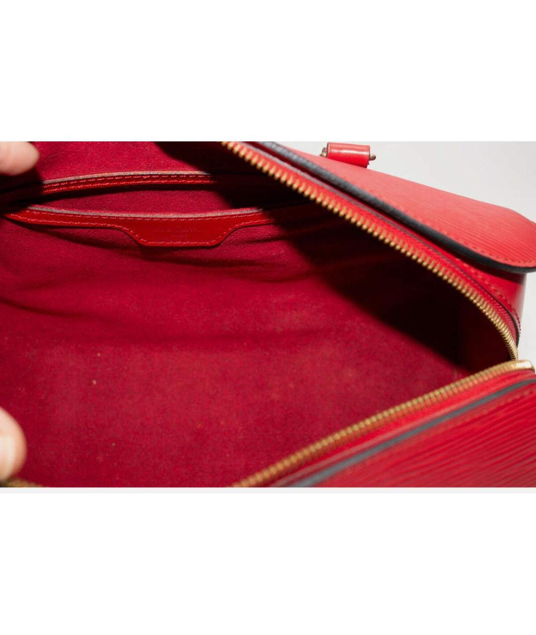 LOUIS VUITTON Красная кожаная сумка с короткими ручками, фото 4