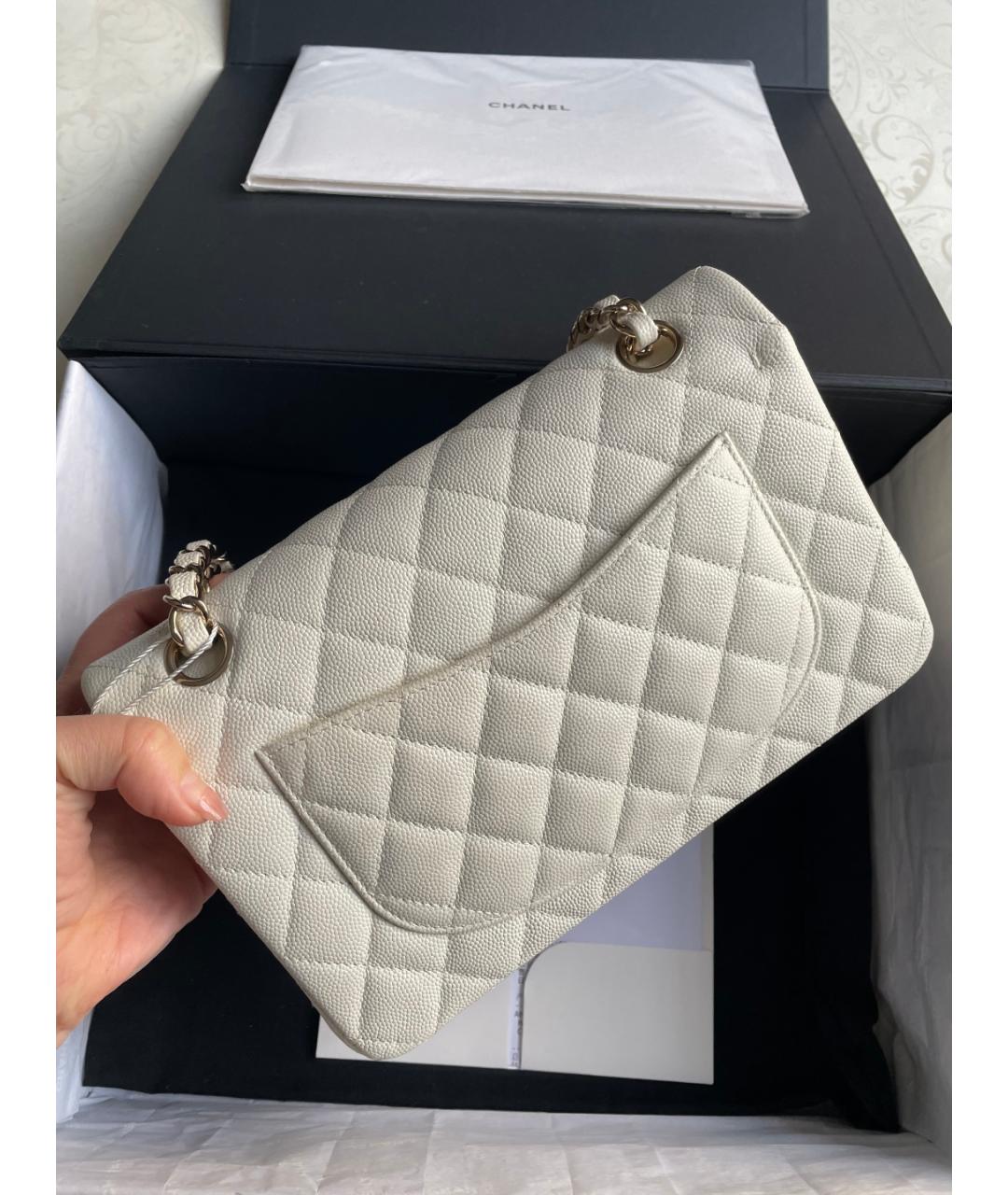 CHANEL Белая кожаная сумка через плечо, фото 3