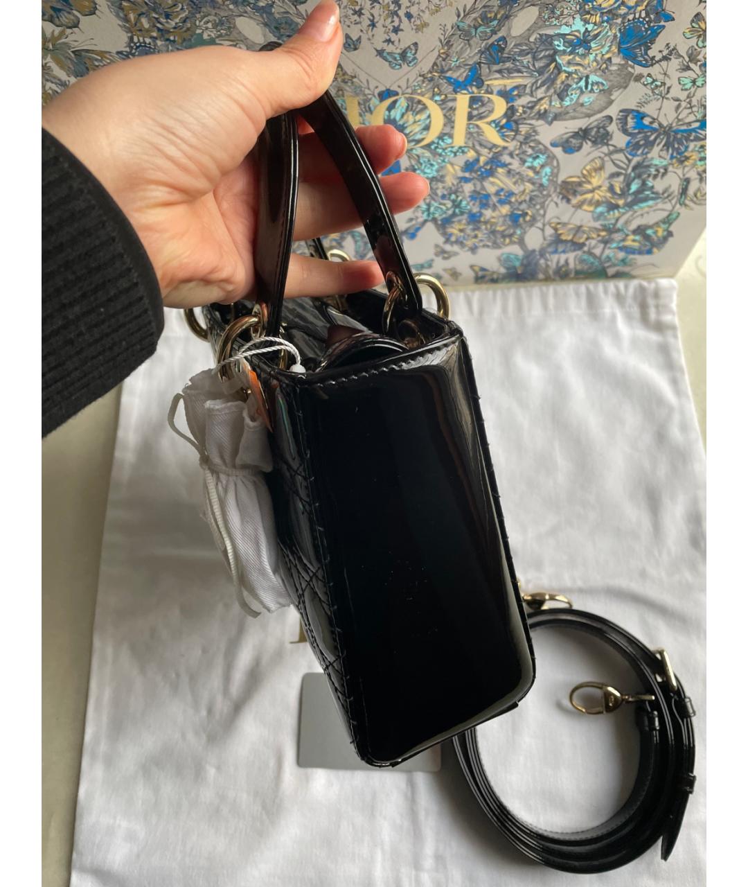 CHRISTIAN DIOR Черная сумка тоут из лакированной кожи, фото 4