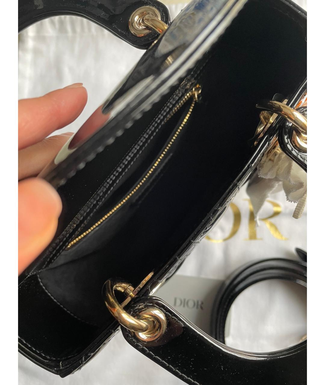CHRISTIAN DIOR Черная сумка тоут из лакированной кожи, фото 6