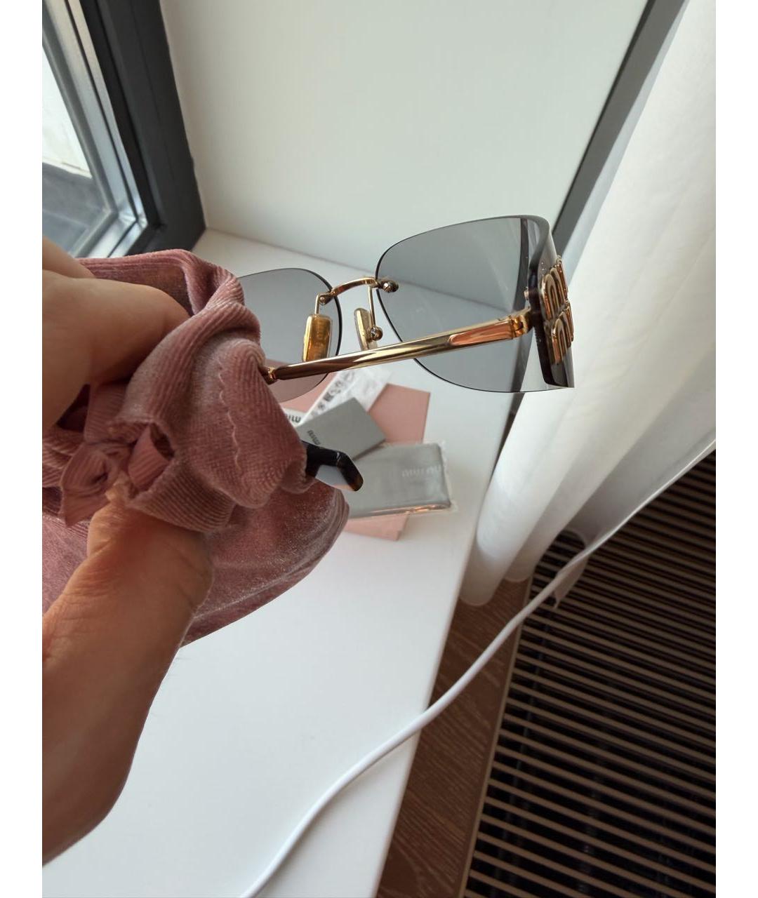 MIU MIU Золотые металлические солнцезащитные очки, фото 2