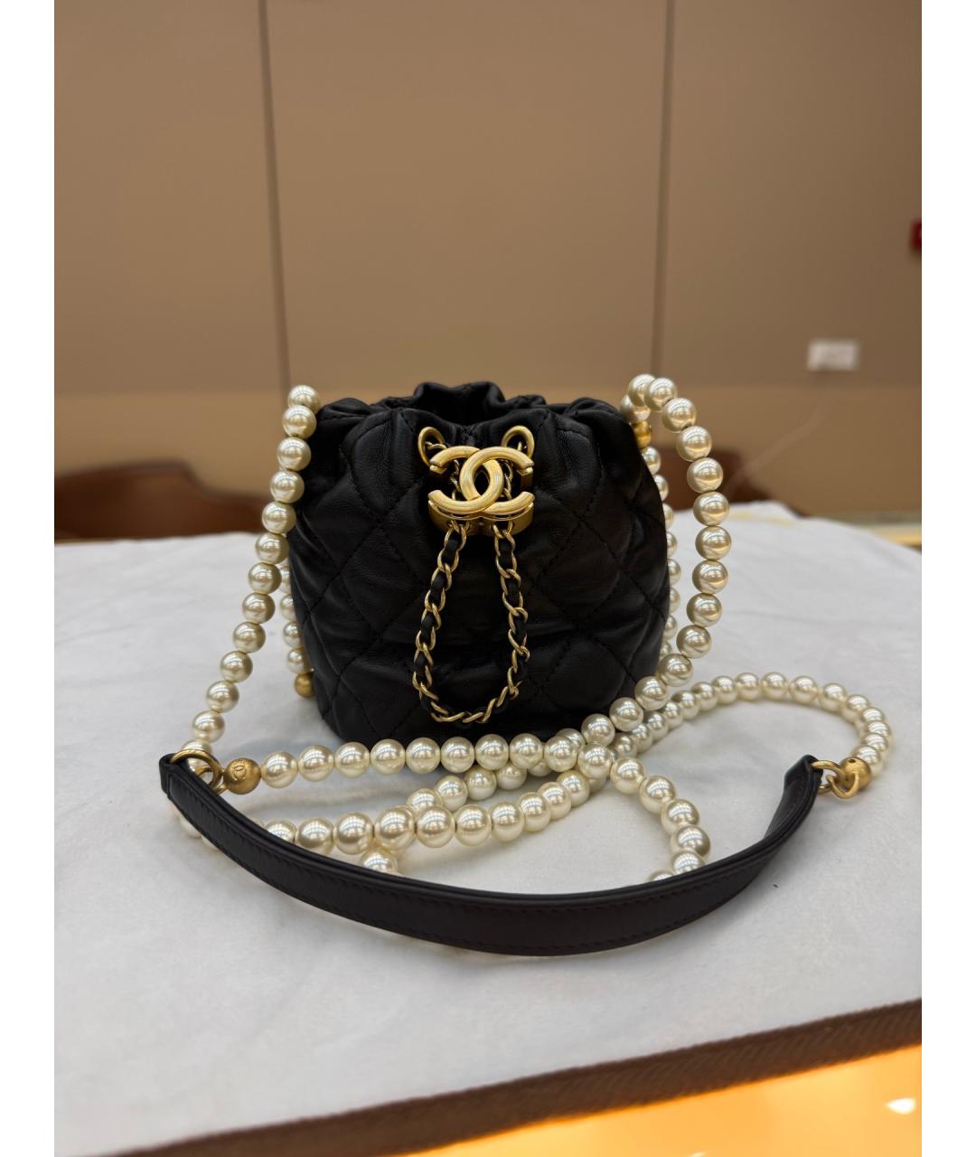 CHANEL Черная кожаная сумка через плечо, фото 6