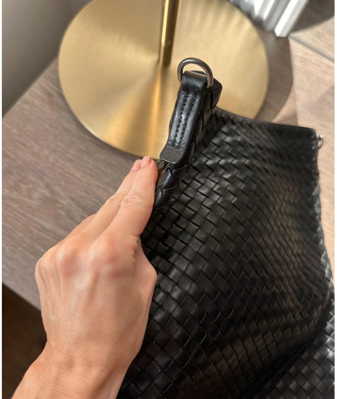 BOTTEGA VENETA Черная кожаная сумка на плечо, фото 7