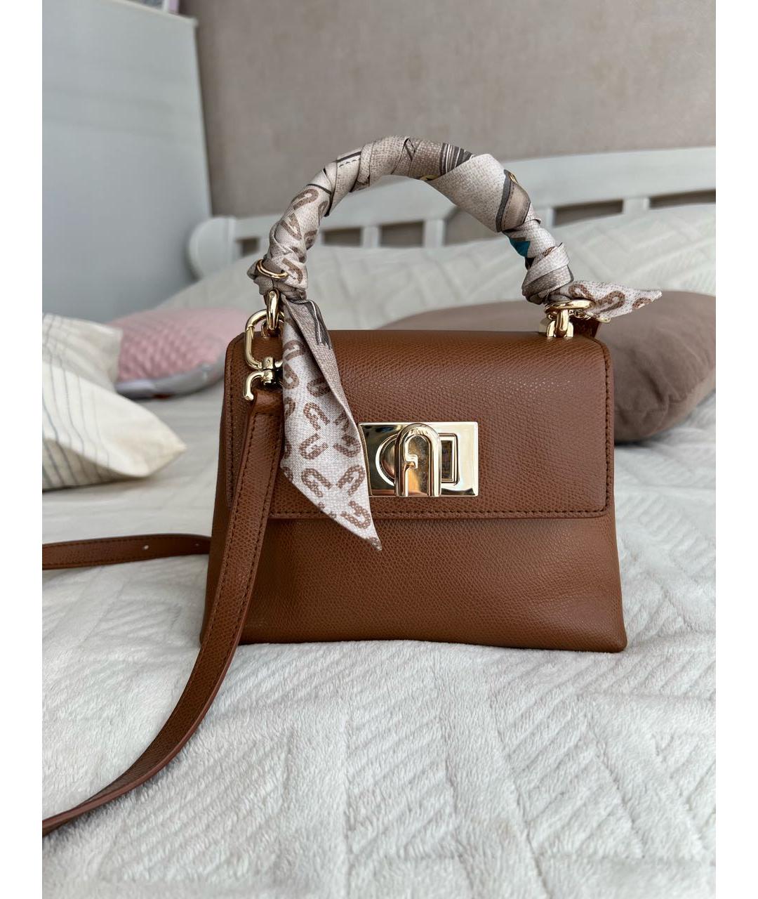 FURLA Коричневая кожаная сумка с короткими ручками, фото 4