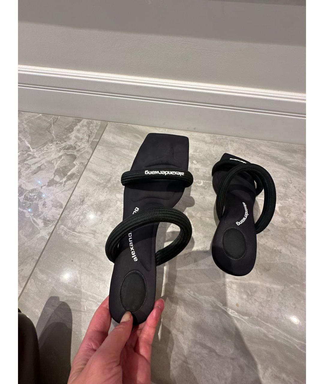 ALEXANDER WANG Черные текстильные мюли, фото 8