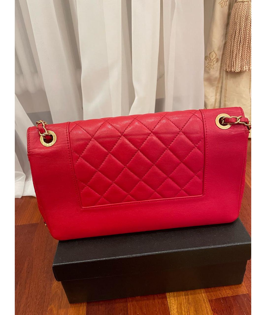 CHANEL Красная кожаная сумка через плечо, фото 3
